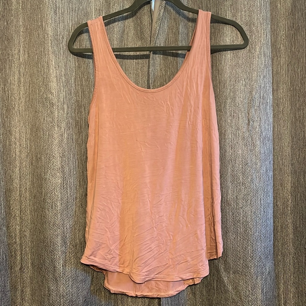 Light Dusty Pink Flowy Tank